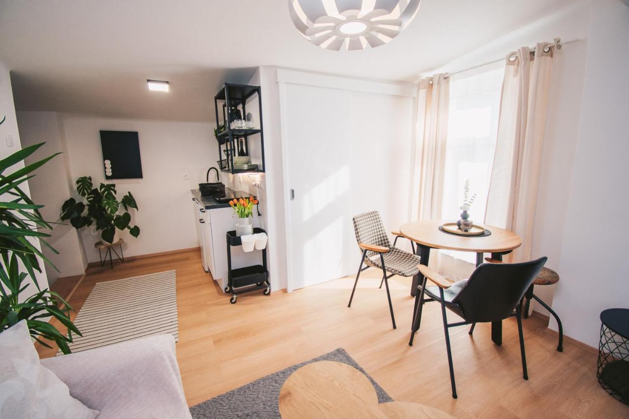 מריבור Na Apartments מראה חיצוני תמונה