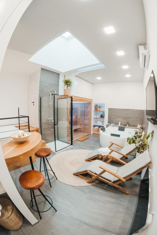 מריבור Na Apartments מראה חיצוני תמונה